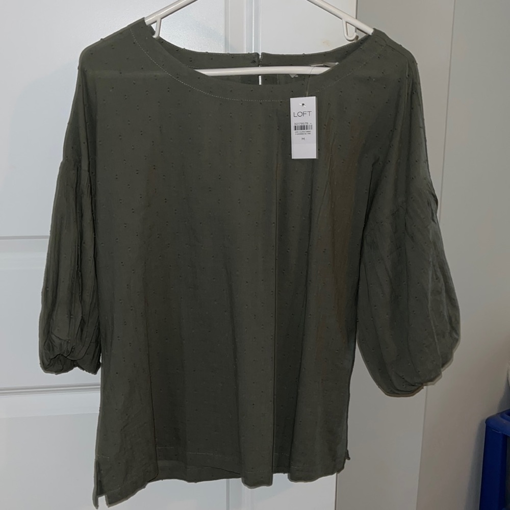 Loft green bubble sleeve blouse
